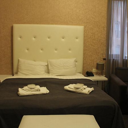 Hotel Plaza Tiflis Exterior foto